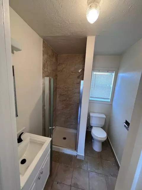 2250 5th St, Ceres, CA 95307 photo 5