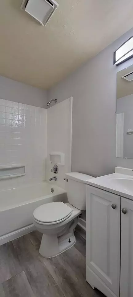 6823 SW 4th Pl, Gainesville, FL 32607 photo 3