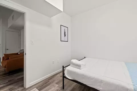 911 W 22nd St, Austin, TX 78705 photo 25