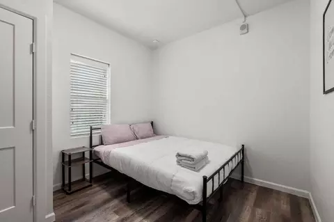 911 W 22nd St, Austin, TX 78705 photo 15