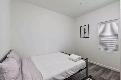 911 W 22nd St, Austin, TX 78705 photo 6
