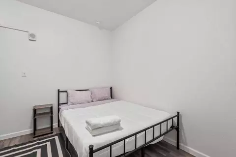 911 W 22nd St, Austin, TX 78705 photo 7