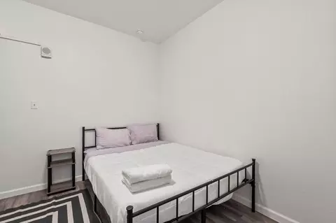 911 W 22nd St, Austin, TX 78705 photo 28