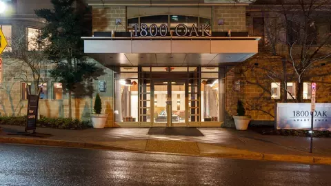 1800 N Oak St, Arlington, VA 22209 photo 2