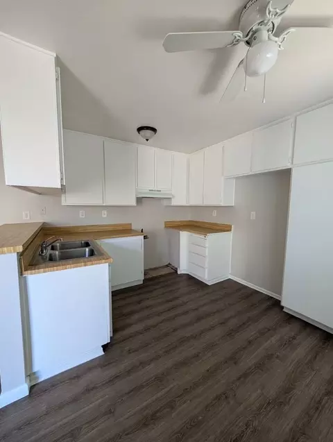 16350 Pebble Beach Dr, Victorville, CA 92395