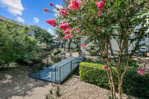 1516 Arbor Town Cir, Arlington, TX 76011 photo 73