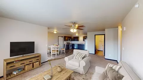 3220 Champion Dr, Rapid City, SD 57701