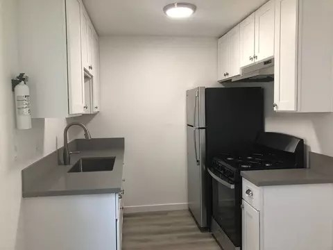 1443 Holly Ave, Imperial Beach, CA 91932 photo 12
