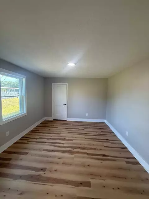 2001 W Parker Rd, Greenville, SC 29617