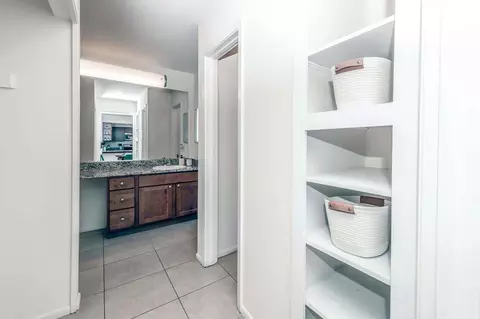 2200 Hassell Rd, Hoffman Estates, IL 60169 photo 28