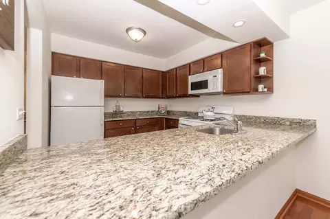 2200 Hassell Rd, Hoffman Estates, IL 60169 photo 14