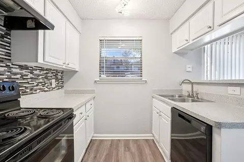 2300 Misty Ridge Cir, Arlington, TX 76011 photo 46