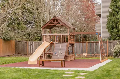 1411 SE Roberts Dr, Gresham, OR 97080 photo 9