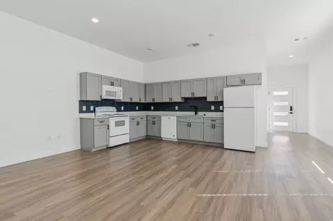 619 W Live Oak St, Fredericksburg, TX 78624