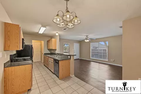 8020 Tanner Ave, Fort Worth, TX 76116