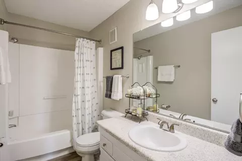 700 Airways Cir, Nashville, TN 37214 photo 8