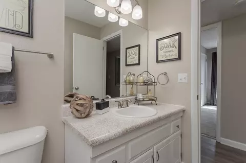 700 Airways Cir, Nashville, TN 37214 photo 10