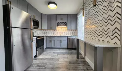 341 W Pacific Ave, Webster Groves, MO 63119