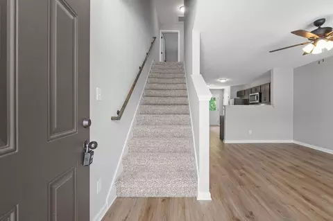 223 Smithson Ln, Clarksville, TN 37040