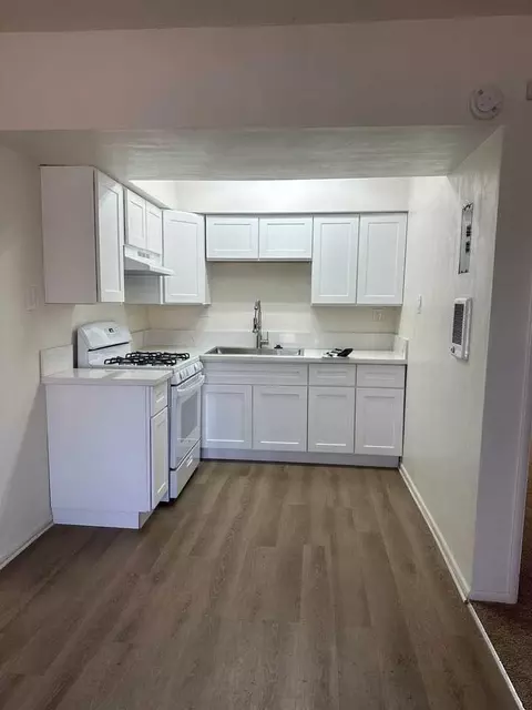 321 W Palais Rd, Anaheim, CA 92805