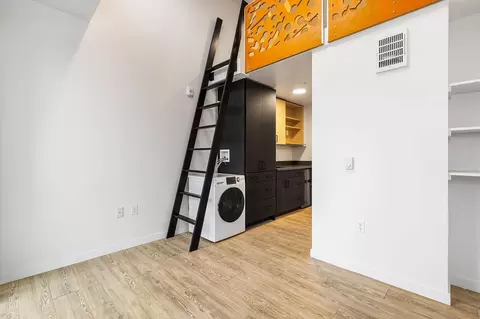 1503 NW 59th St, Seattle, WA 98107