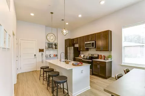 11110 Lantern Rd, Fishers, IN 46038 photo 3