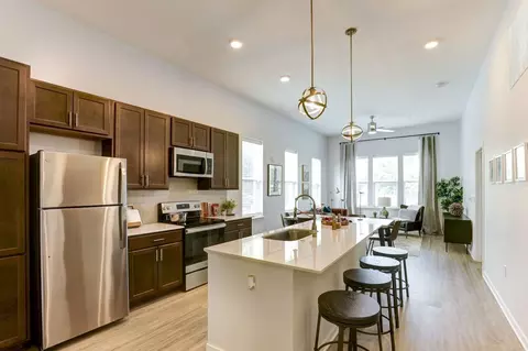 11110 Lantern Rd, Fishers, IN 46038 photo 4