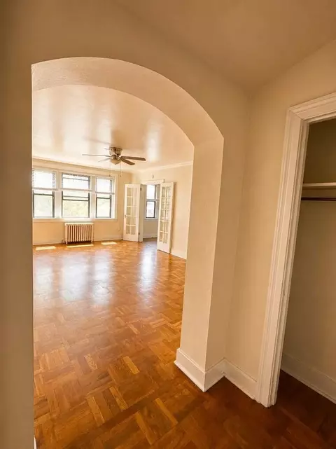 5623 Phillips Ave, Pittsburgh, PA 15217