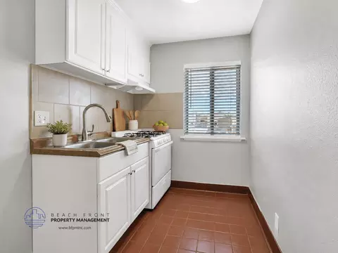 228 W Carson St, Carson, CA 90745 photo 3