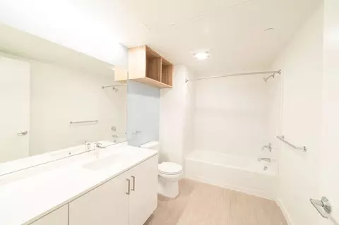 2099 Martin Luther King Jr Way, Berkeley, CA 94704 photo 2