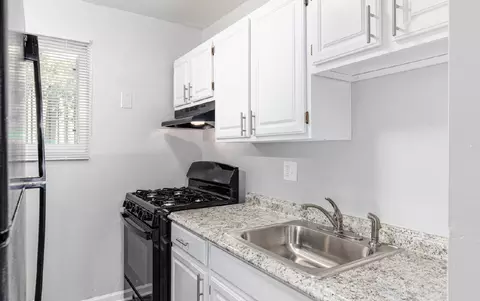 3215 Swann Rd, Suitland, MD 20746