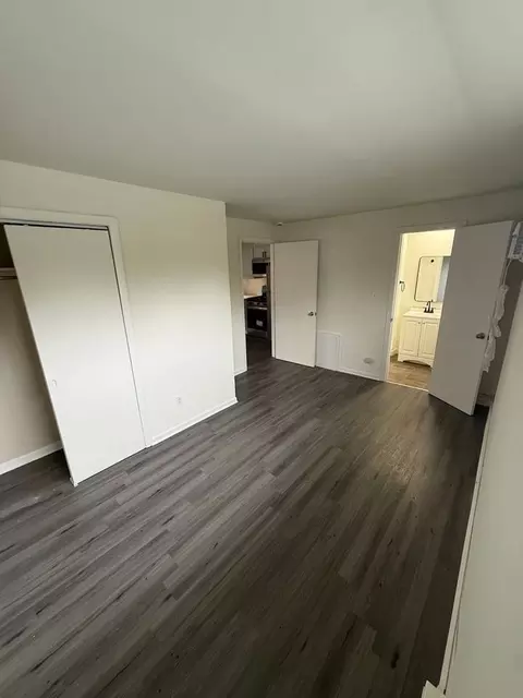 499 E Columbus St, Columbus, OH 43206 photo 12