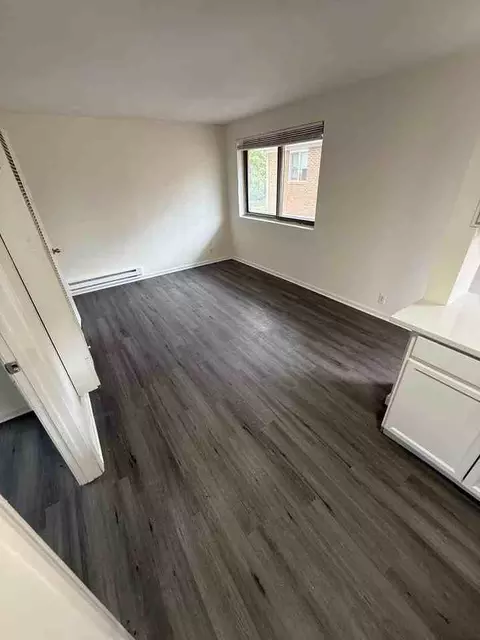 499 E Columbus St, Columbus, OH 43206 photo 3