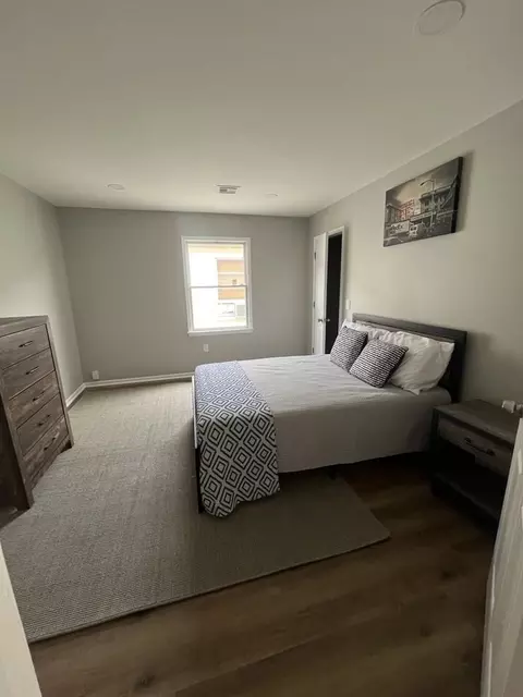 45-47 Vesey St, Newark, NJ 07105
