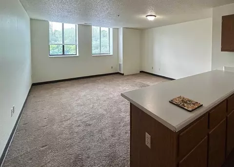 1858 N Commerce St, Milwaukee, WI 53212