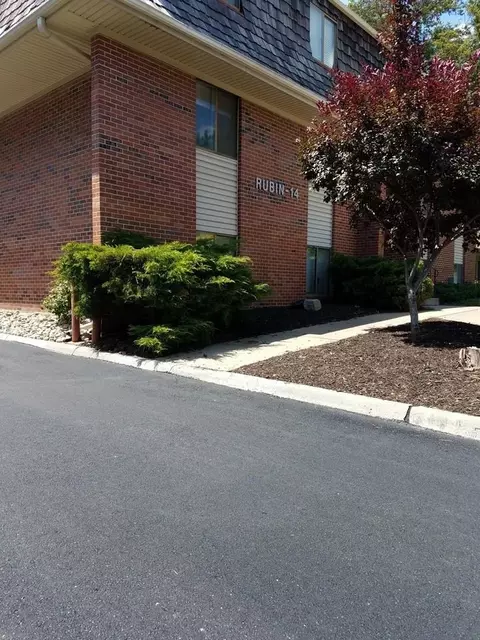 14 Rubin 14, Omaha, NE 68105