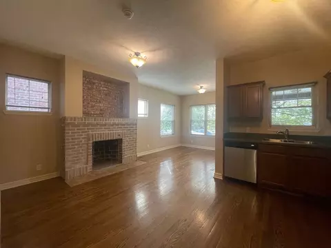 601 S 31st Ave, Omaha, NE 68105