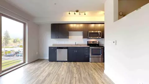 1795 NE 205th St, Shoreline, WA 98155