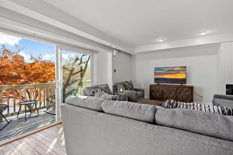 1503 Vermont Ave NW, Washington, DC 20005 photo 2