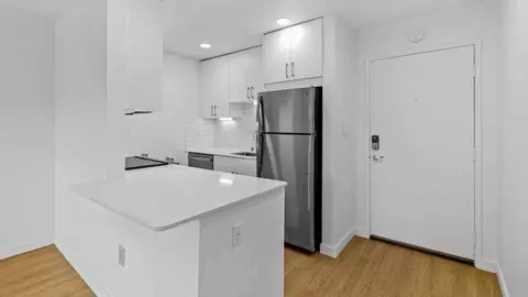 1080 Carolan Ave, Burlingame, CA 94010 photo 35
