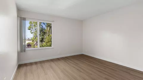 1080 Carolan Ave, Burlingame, CA 94010 photo 26