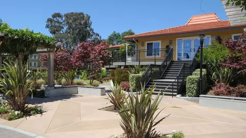1080 Carolan Ave, Burlingame, CA 94010 photo 17