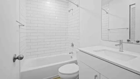 1080 Carolan Ave, Burlingame, CA 94010 photo 44