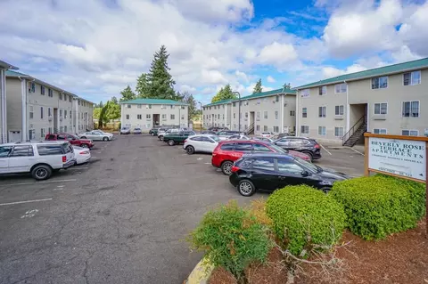 1901 SE 122nd Ave, Portland, OR 97233