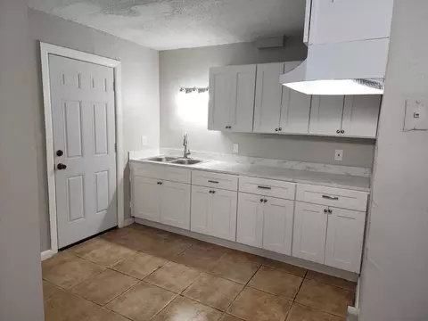 2851 Sophia St, Jacksonville, FL 32254