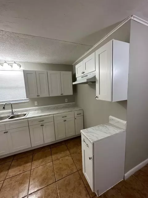 2851 Sophia St, Jacksonville, FL 32254
