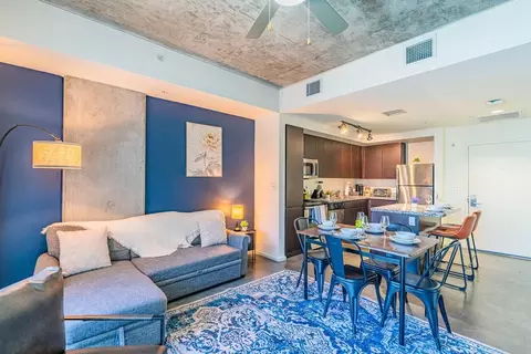915 N 4th St, Phoenix, AZ 85004
