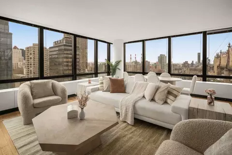 200 E 11th St, New York, NY 10003