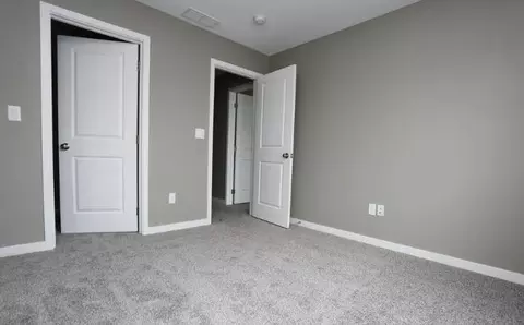 9061 Burkwood Dr, West Des Moines, IA 50266