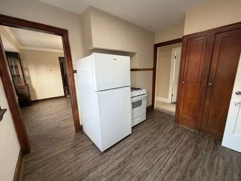 14102 Glenside Rd, Cleveland, OH 44110